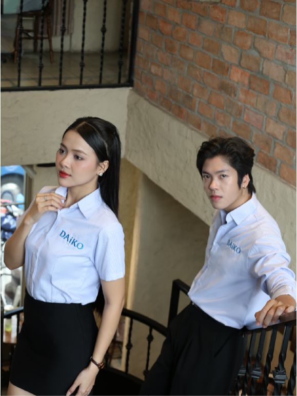 Áo Sơ Mi Phối Sọc Xanh Dương Thêu Logo Daiko - Linea